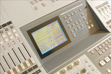 Tascam-TM-D8000 as seen